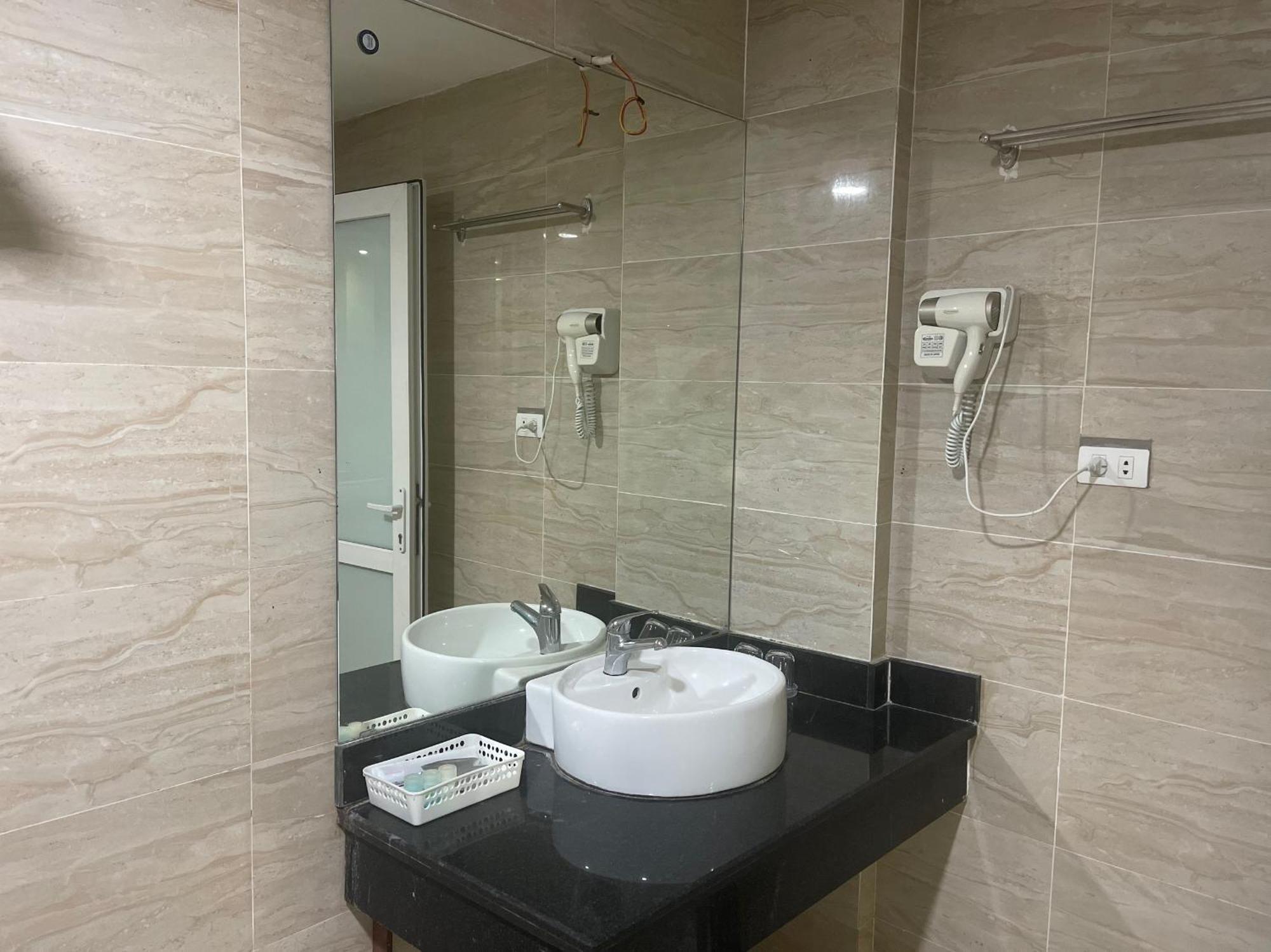 New Amely Hotel Hanoi Luaran gambar