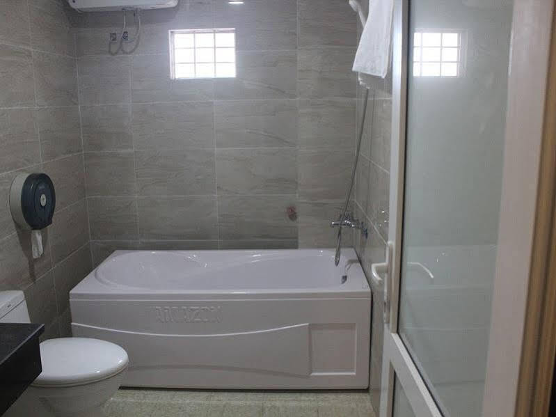 New Amely Hotel Hanoi Luaran gambar